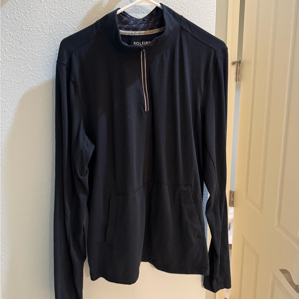 Alex toussaint peloton collection large long sleeve pull over